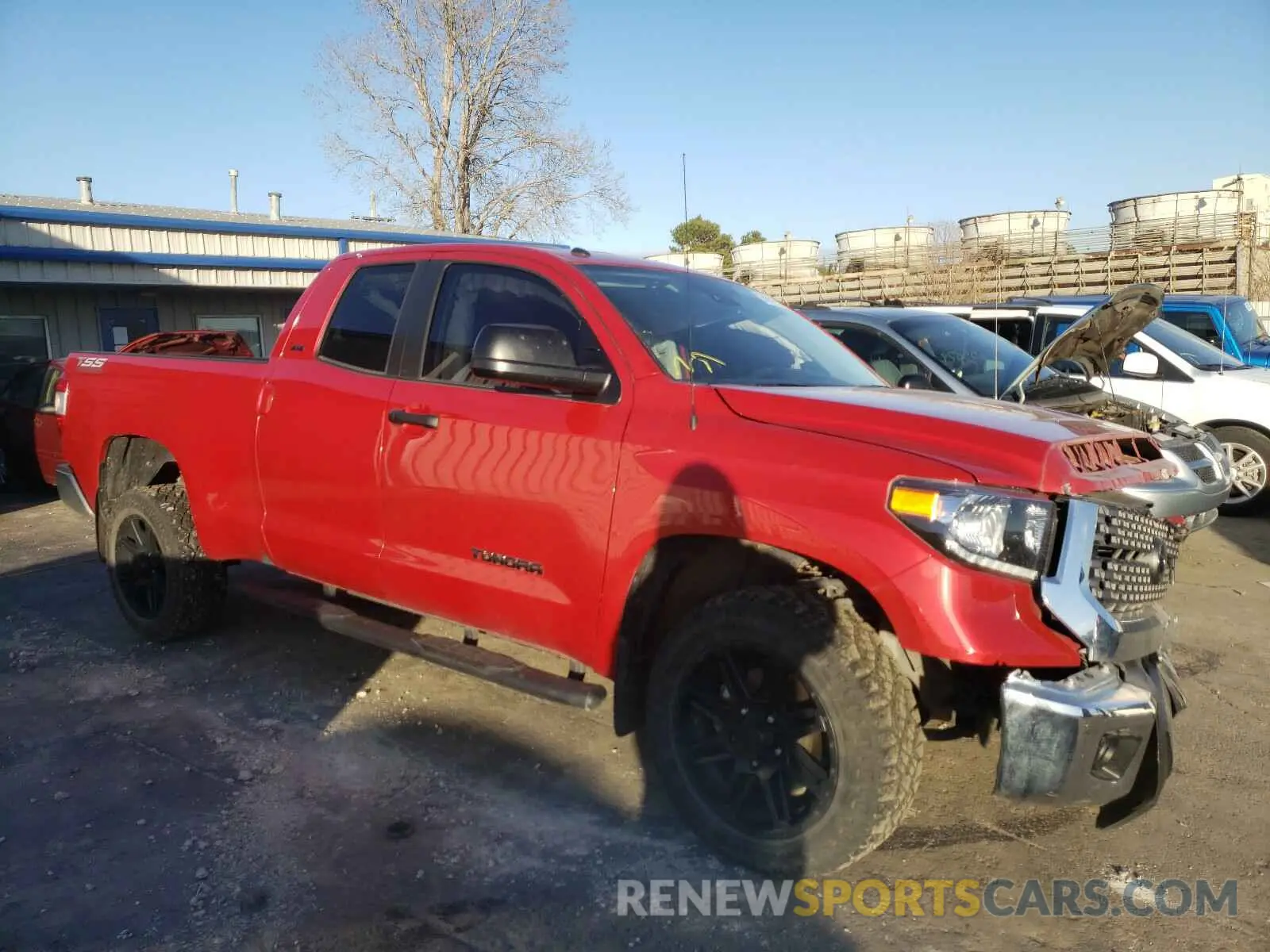 1 fotografías del automóvil dañado 5TFRM5F12KX138741 TOYOTA TUNDRA 2019