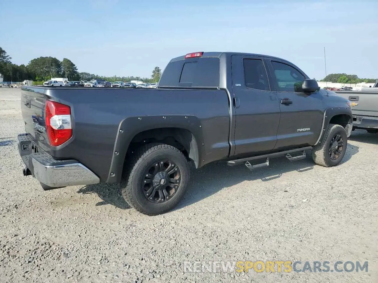 3 fotografías del automóvil dañado 5TFRM5F12KX140506 TOYOTA TUNDRA 2019