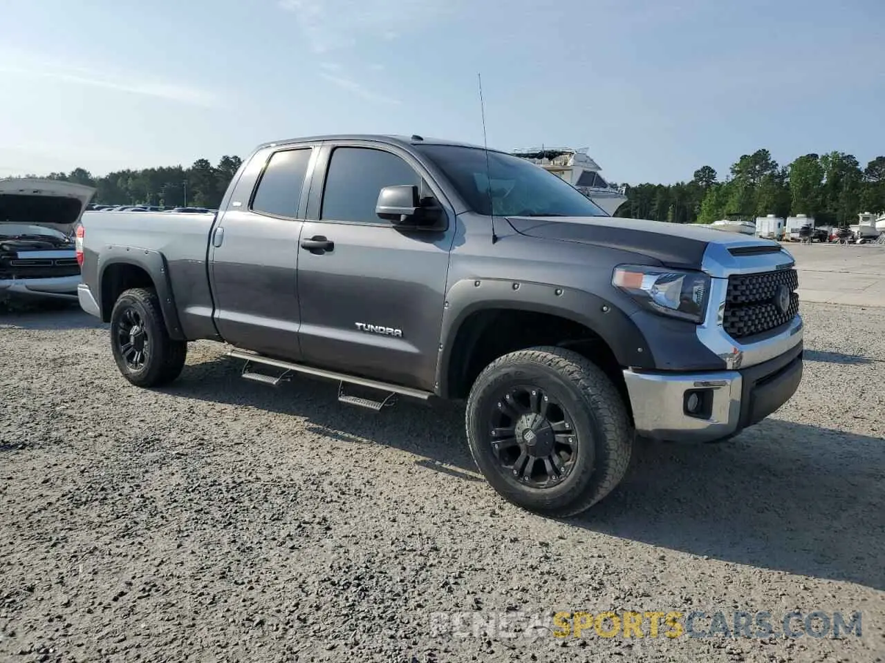 4 fotografías del automóvil dañado 5TFRM5F12KX140506 TOYOTA TUNDRA 2019