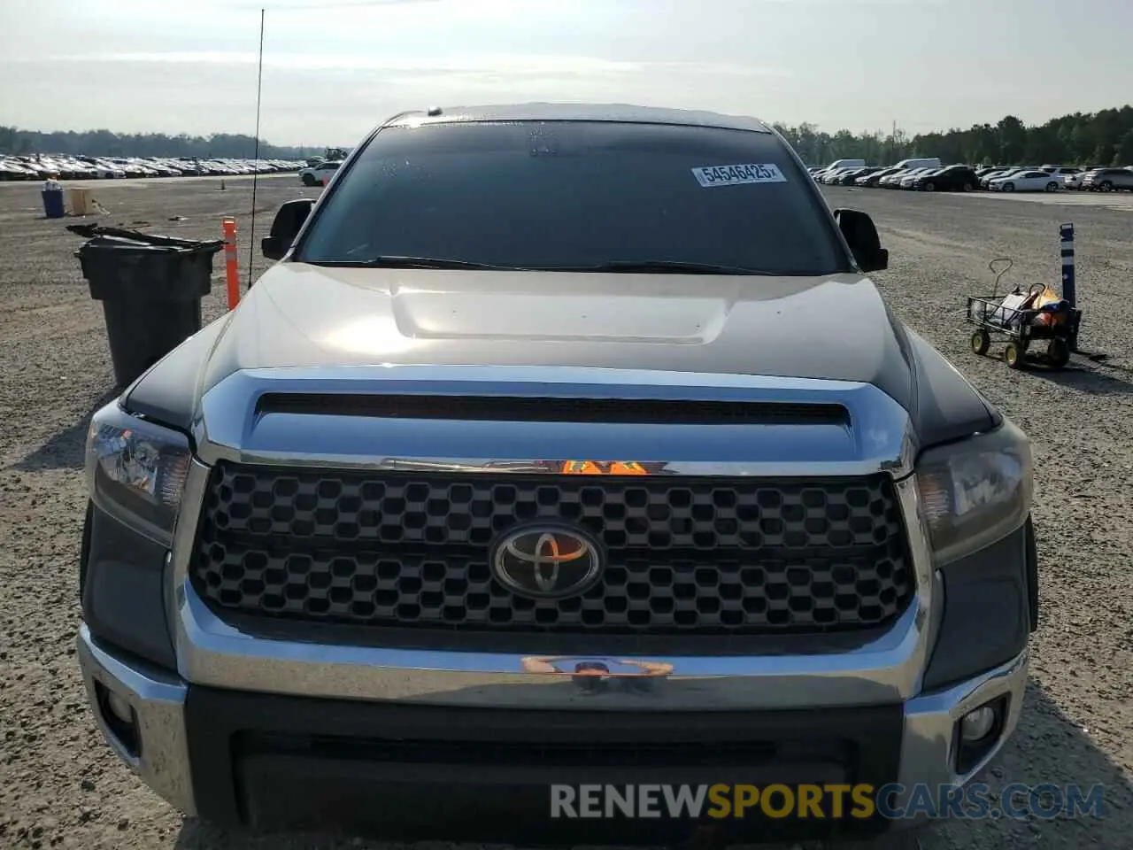 5 fotografías del automóvil dañado 5TFRM5F12KX140506 TOYOTA TUNDRA 2019