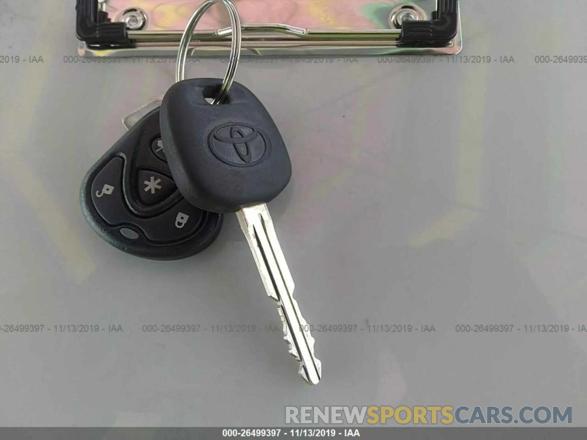 11 fotografías del automóvil dañado 5TFRM5F12KX140845 TOYOTA TUNDRA 2019