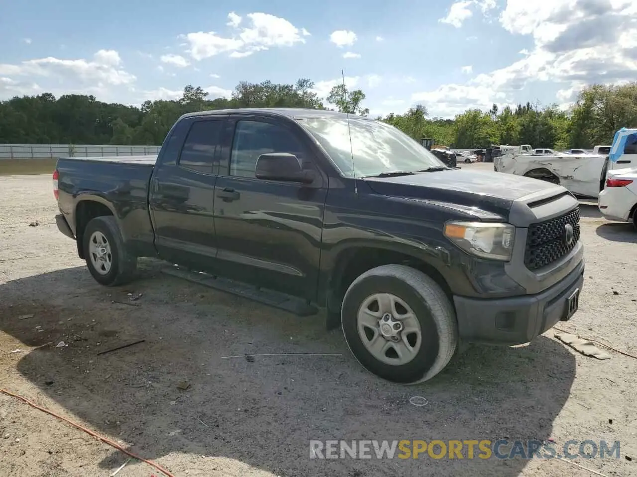 4 fotografías del automóvil dañado 5TFRM5F14KX139454 TOYOTA TUNDRA 2019