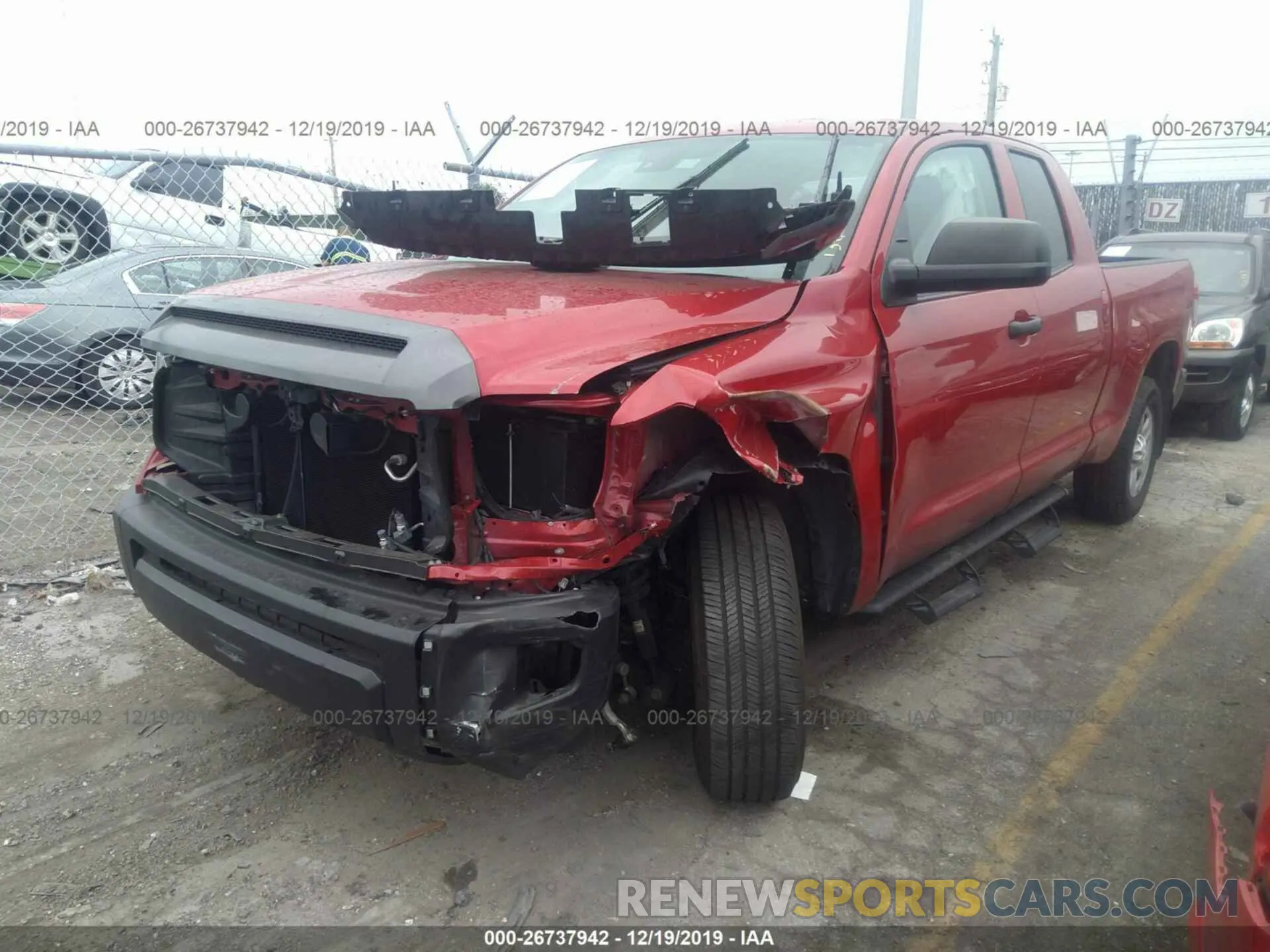 2 fotografías del automóvil dañado 5TFRM5F15KX134635 TOYOTA TUNDRA 2019