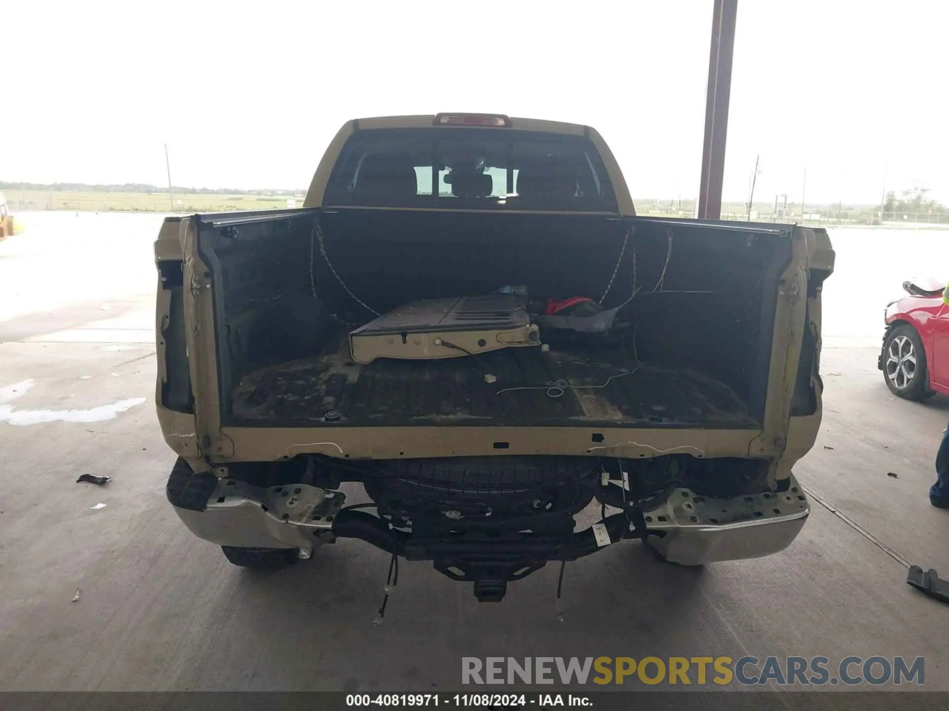 16 fotografías del automóvil dañado 5TFRM5F17KX142350 TOYOTA TUNDRA 2019