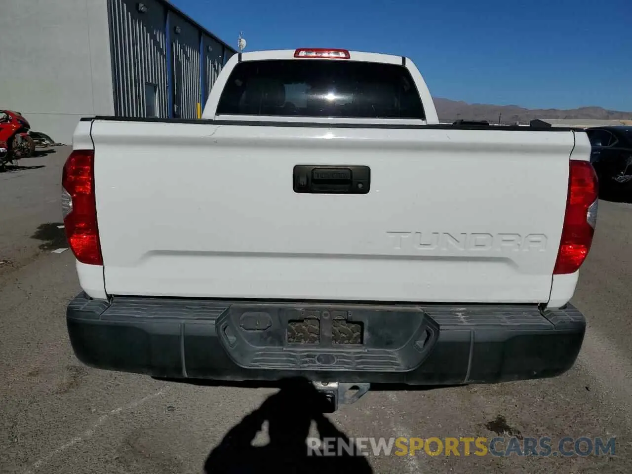 6 fotografías del automóvil dañado 5TFRM5F1XKX139720 TOYOTA TUNDRA 2019