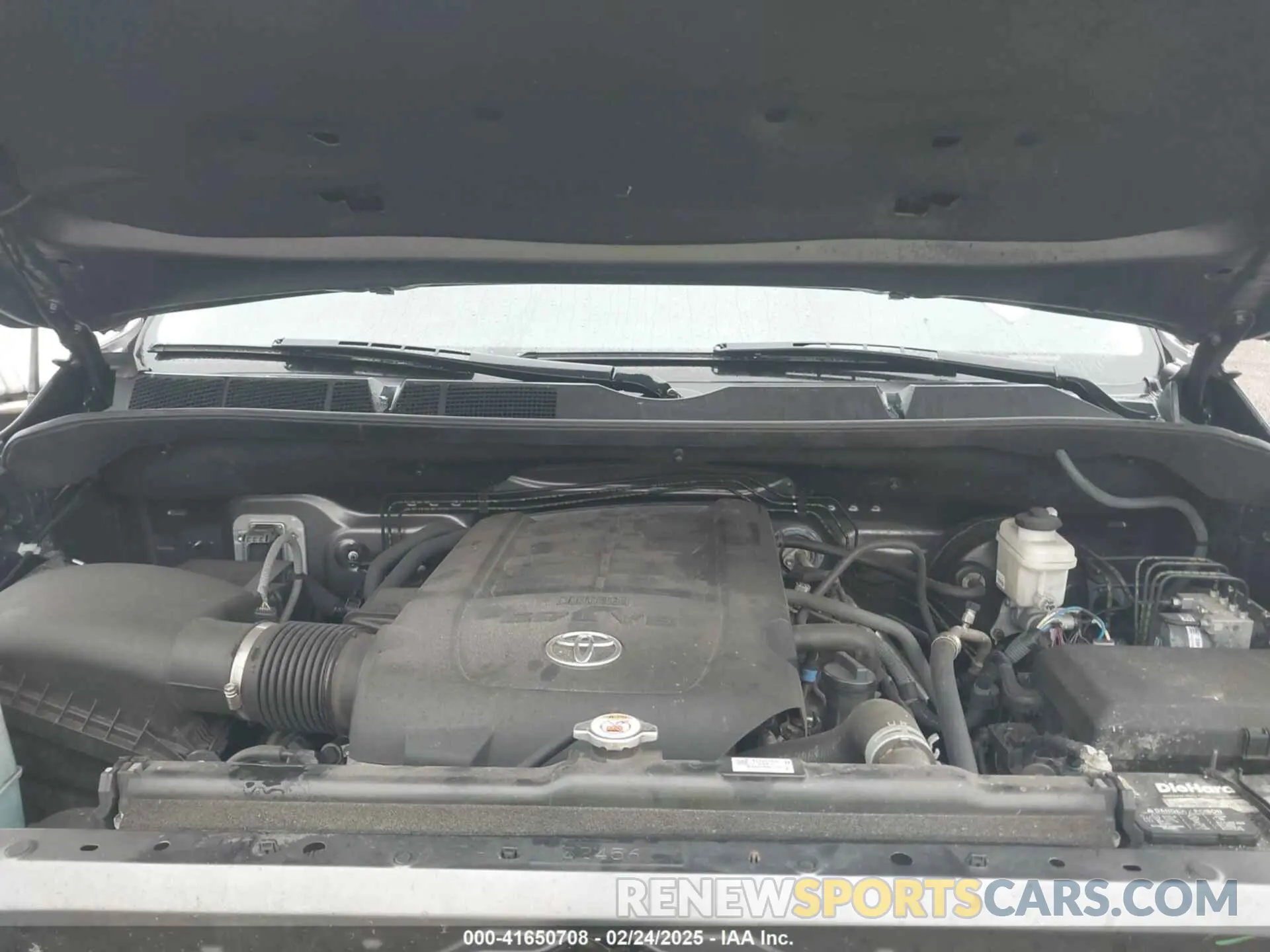 10 fotografías del automóvil dañado 5TFRY5F16KX246087 TOYOTA TUNDRA 2019