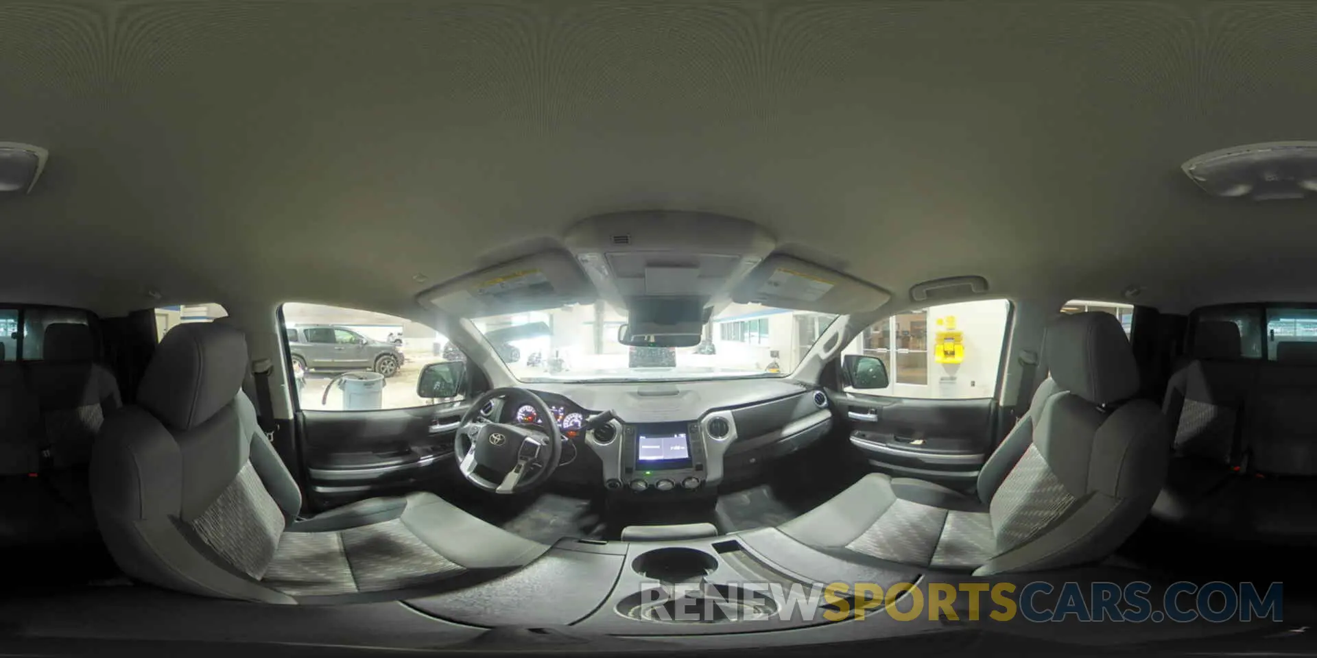 14 fotografías del automóvil dañado 5TFUM5F1XKX081988 TOYOTA TUNDRA 2019