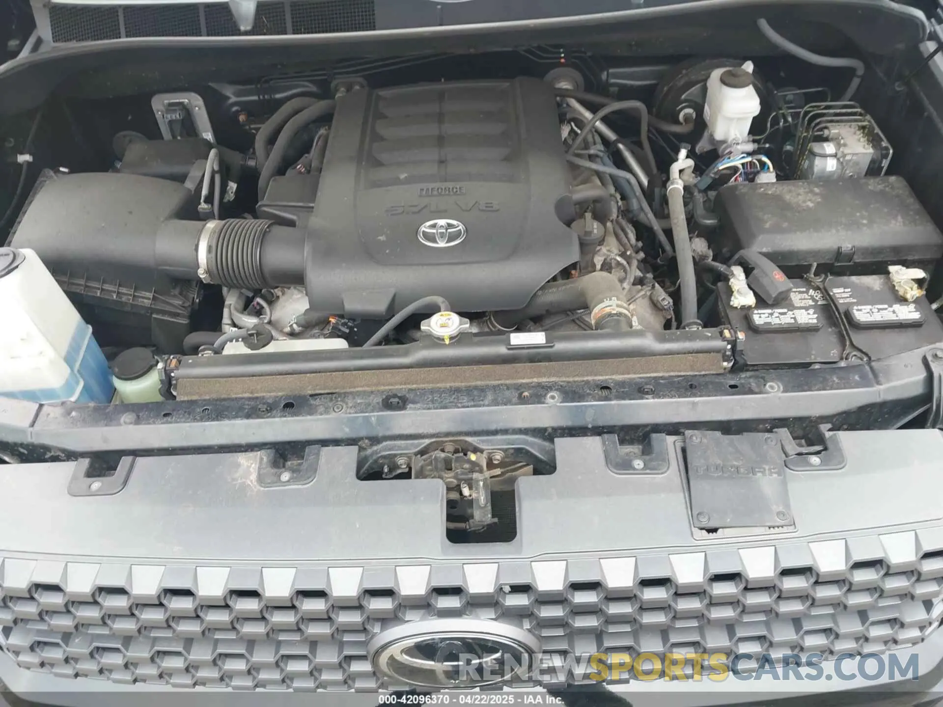 10 fotografías del automóvil dañado 5TFUW5F11KX807277 TOYOTA TUNDRA 2019