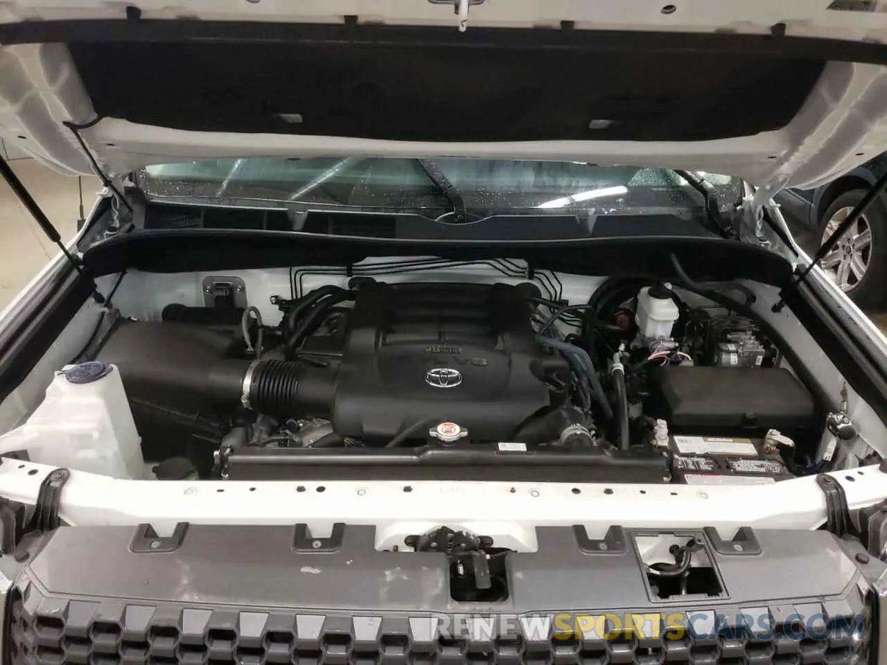 7 fotografías del automóvil dañado 5TFUW5F13KX831340 TOYOTA TUNDRA 2019