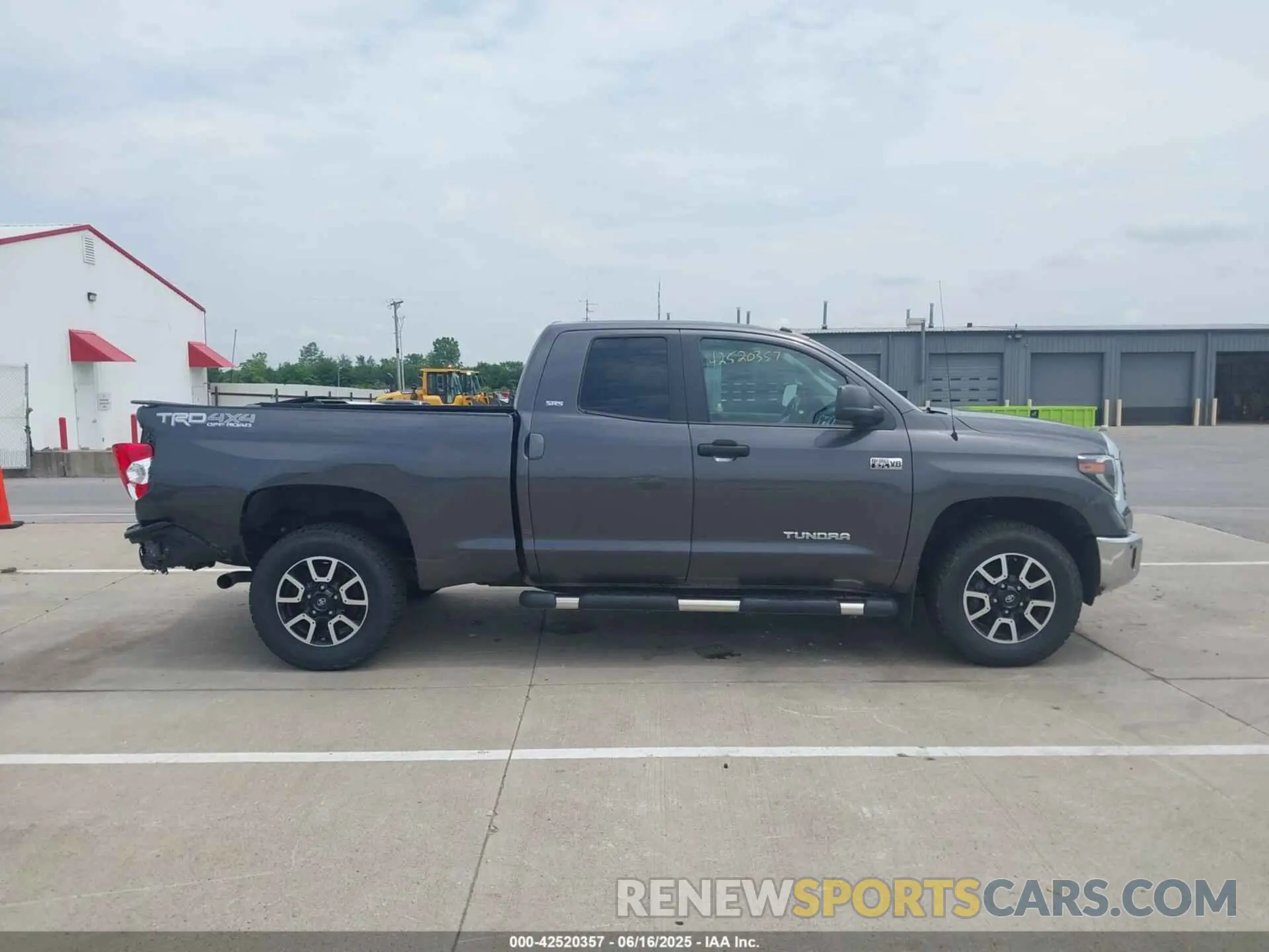 13 fotografías del automóvil dañado 5TFUW5F15KX807976 TOYOTA TUNDRA 2019