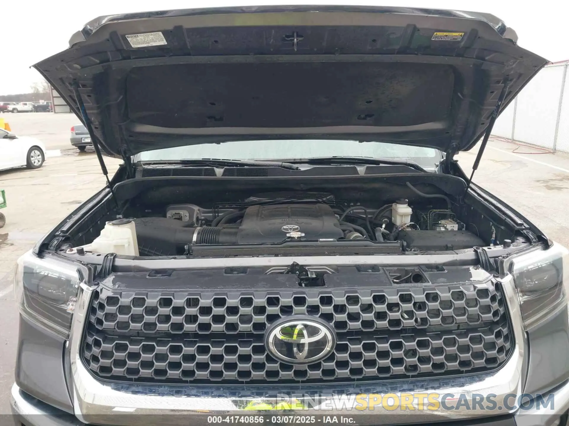 10 fotografías del automóvil dañado 5TFUW5F17KX789934 TOYOTA TUNDRA 2019