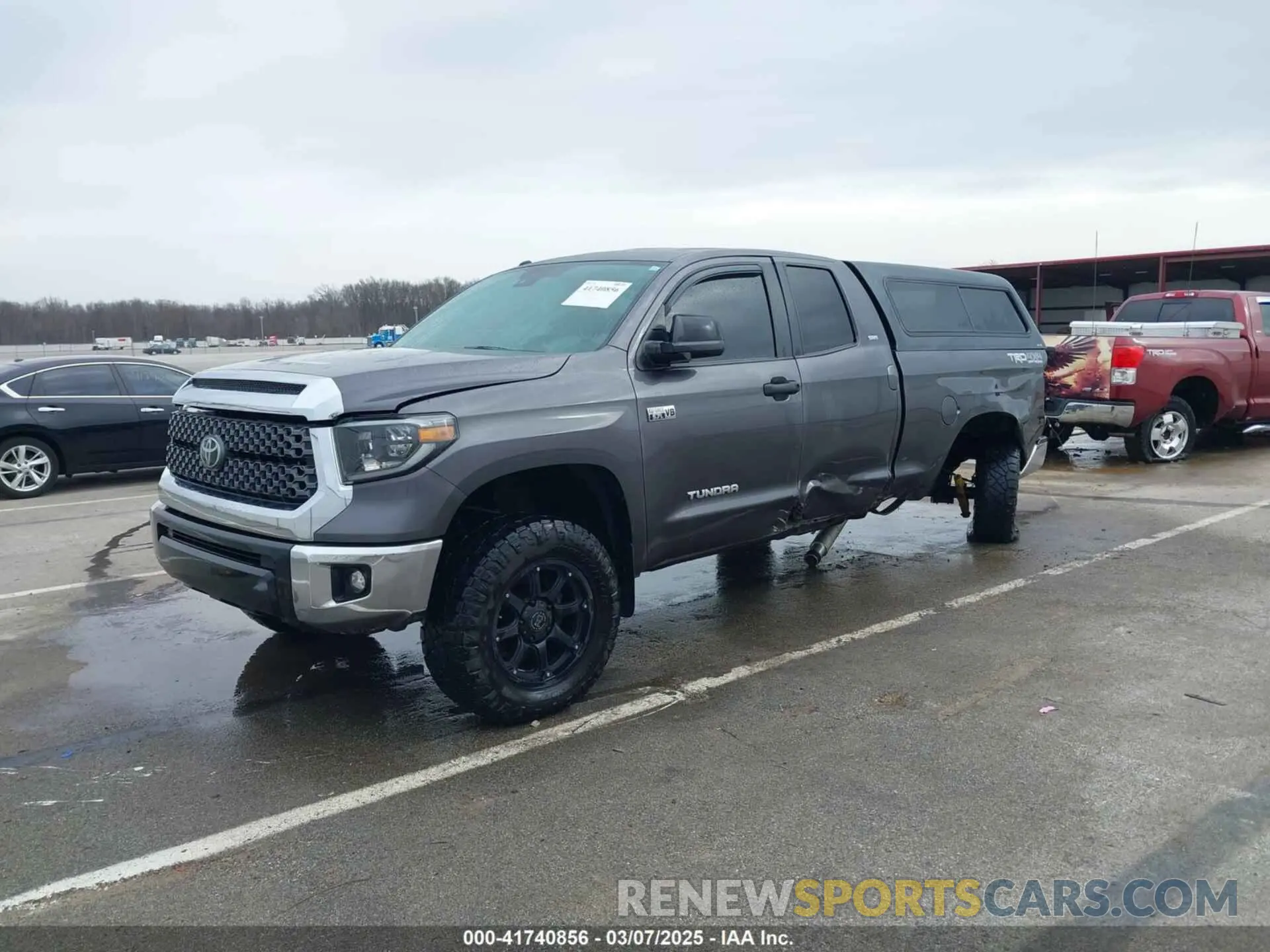 2 fotografías del automóvil dañado 5TFUW5F17KX789934 TOYOTA TUNDRA 2019