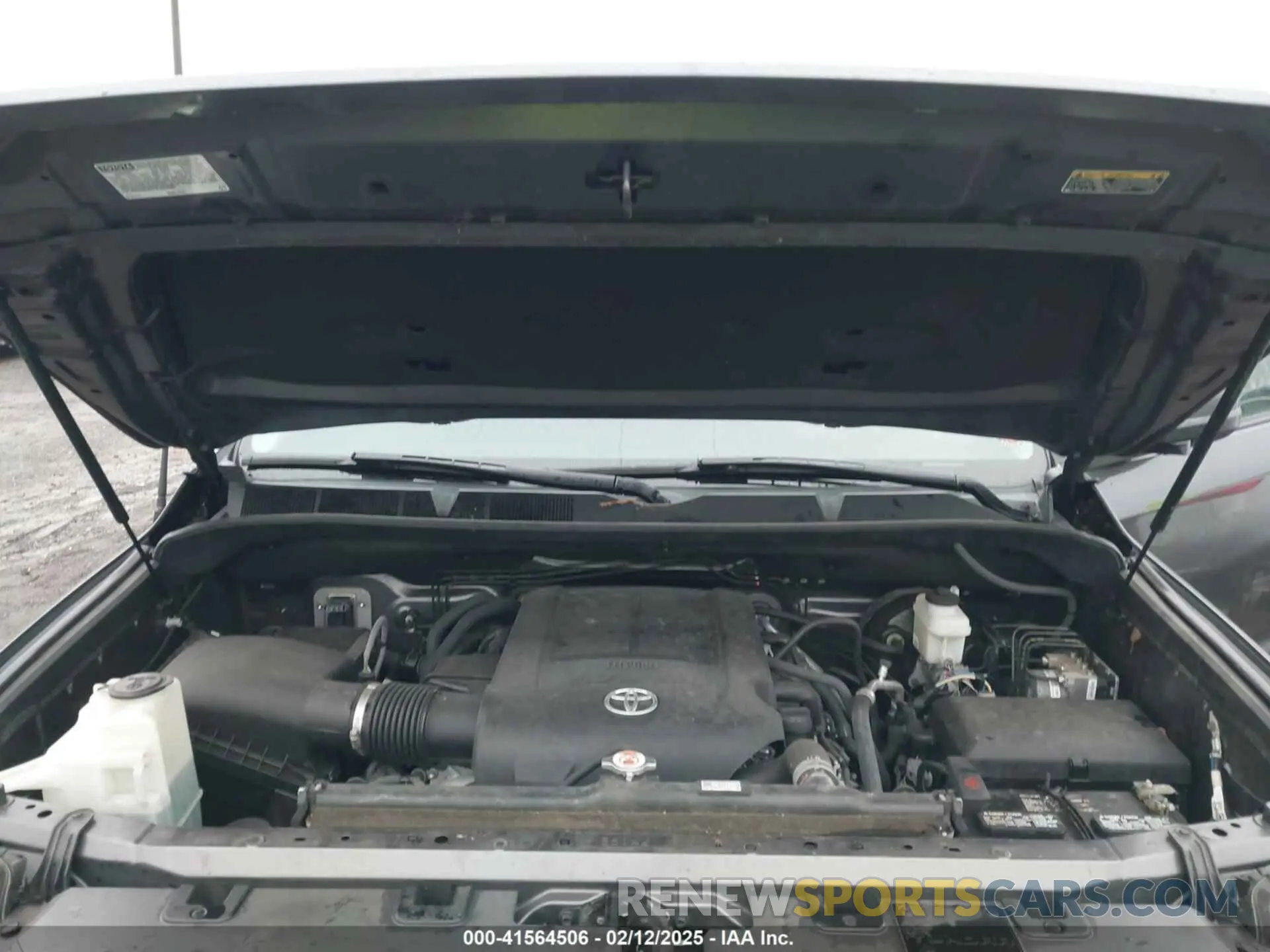 10 fotografías del automóvil dañado 5TFUW5F19KX792656 TOYOTA TUNDRA 2019