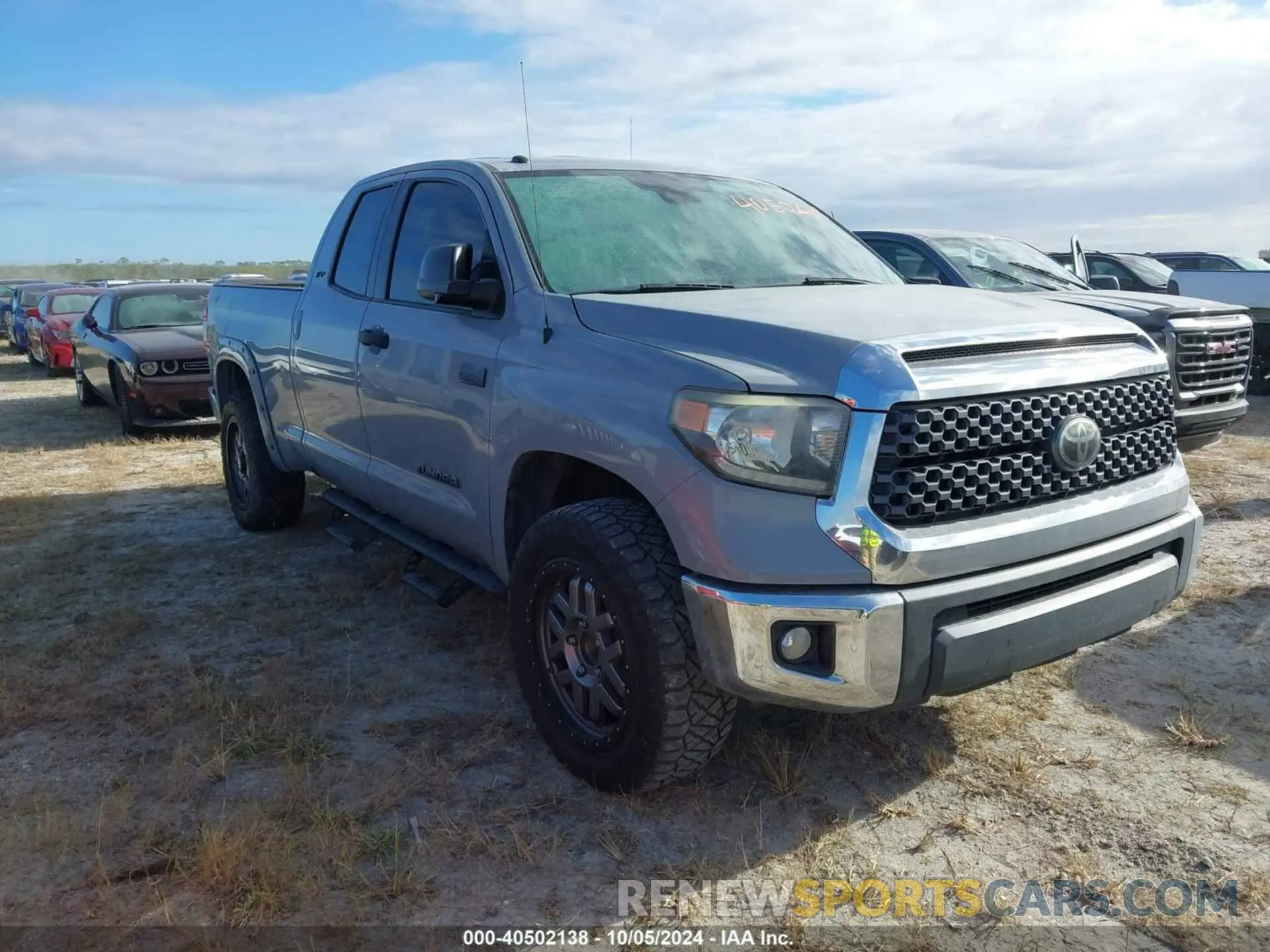 1 fotografías del automóvil dañado 5TFUW5F1XKX846322 TOYOTA TUNDRA 2019
