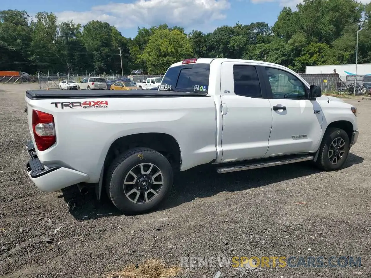 3 fotografías del automóvil dañado 5TFUY5F10KX784813 TOYOTA TUNDRA 2019