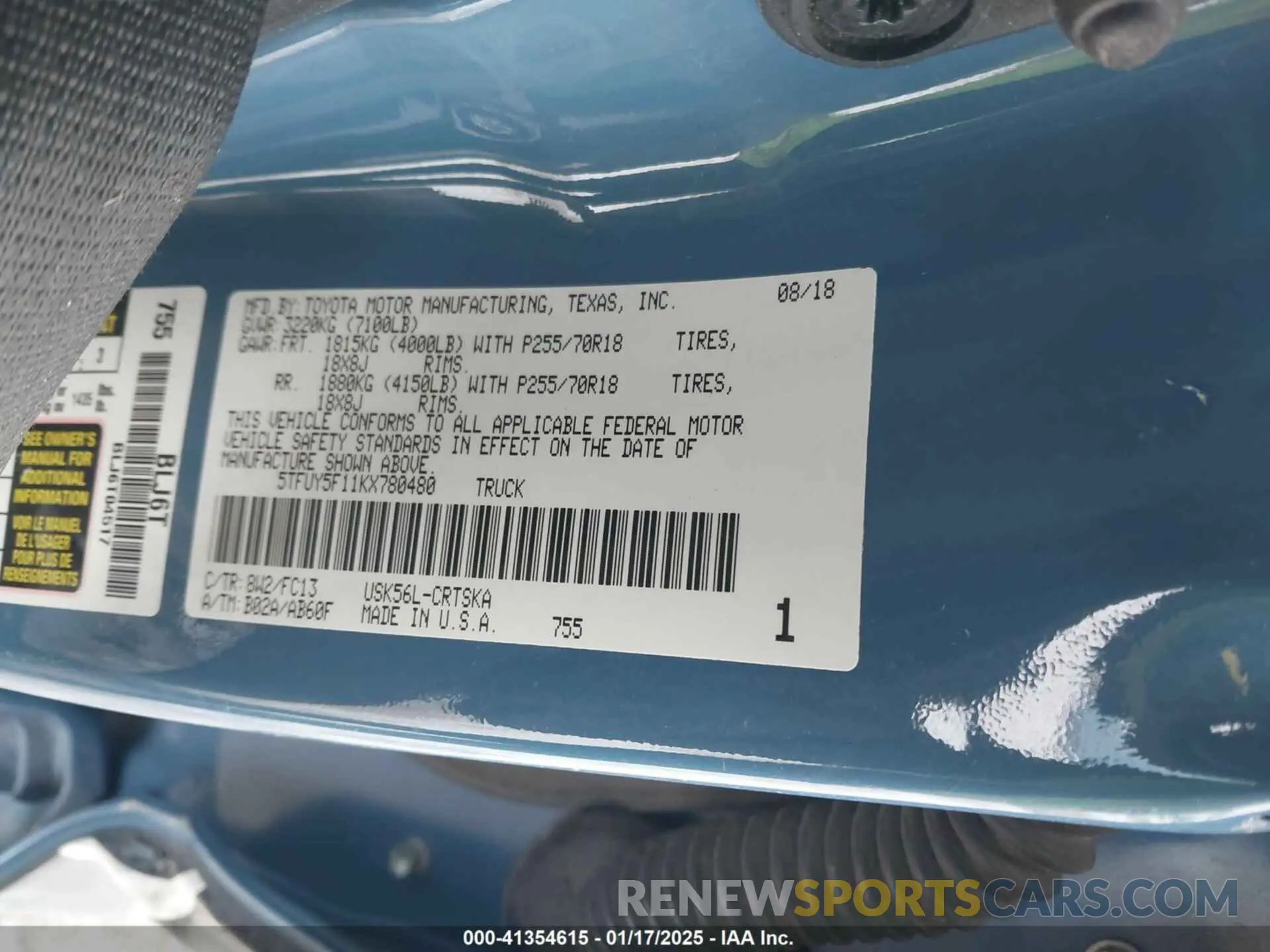 9 fotografías del automóvil dañado 5TFUY5F11KX780480 TOYOTA TUNDRA 2019