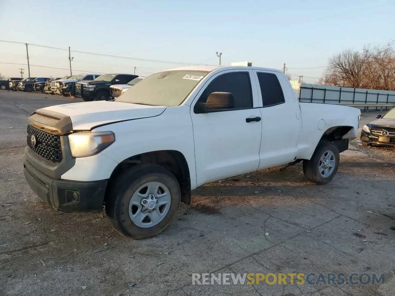 1 fotografías del automóvil dañado 5TFUY5F14KX789836 TOYOTA TUNDRA 2019