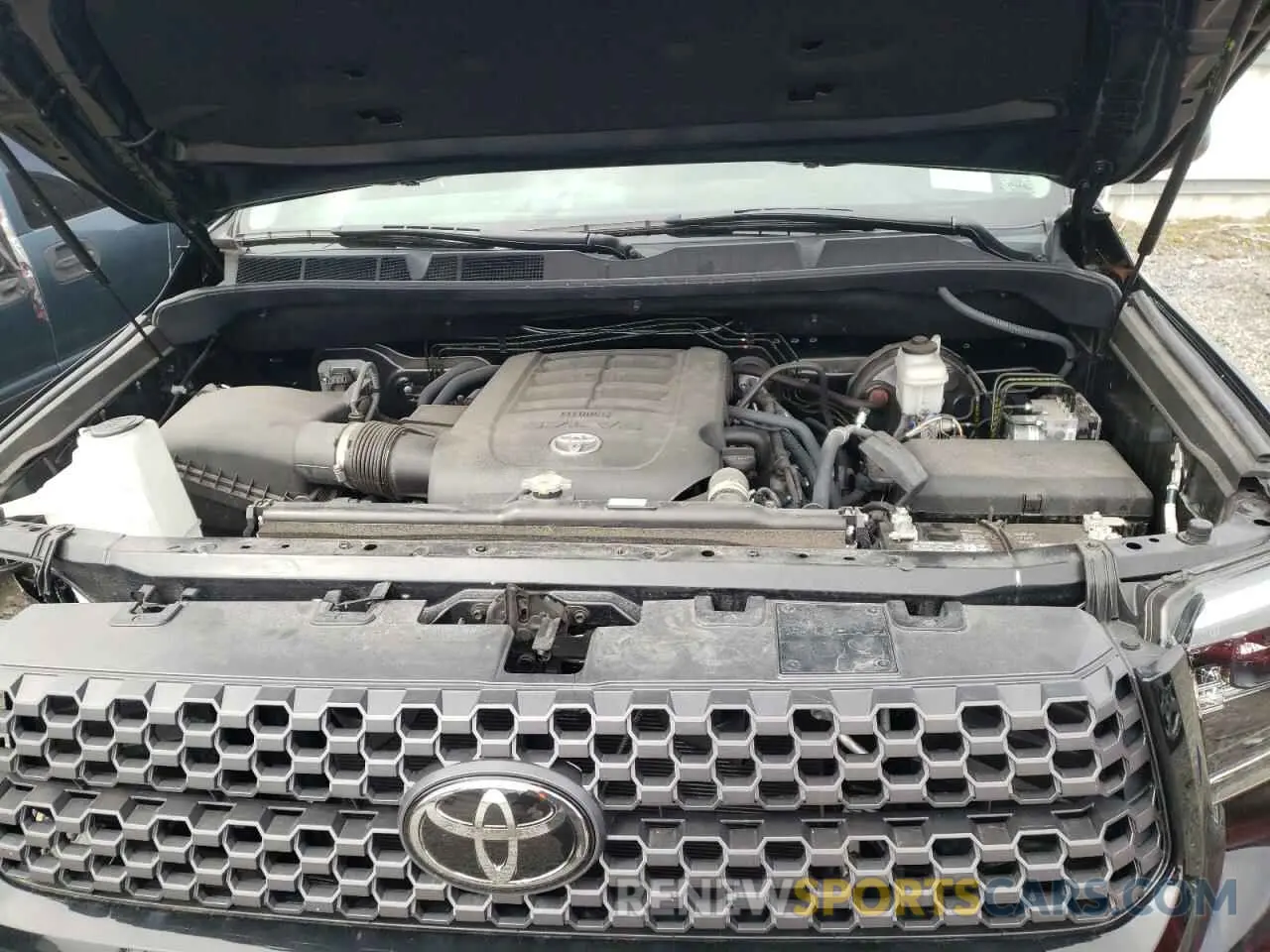 7 fotografías del automóvil dañado 5TFUY5F16KX841418 TOYOTA TUNDRA 2019