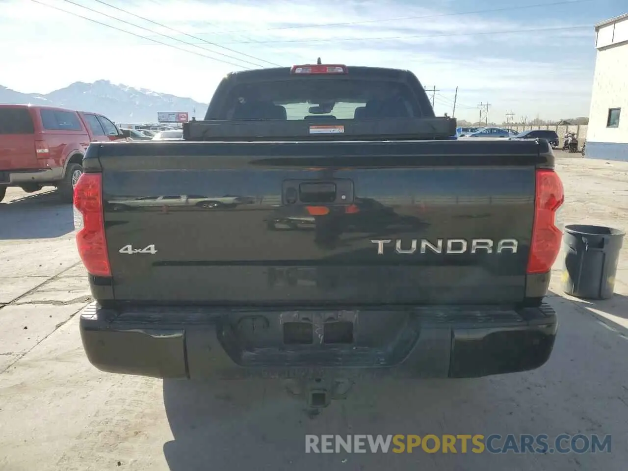 6 fotografías del automóvil dañado 5TFAY5F11LX883080 TOYOTA TUNDRA 2020