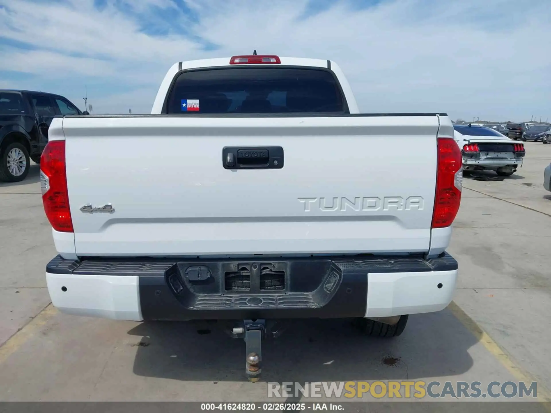 16 fotografías del automóvil dañado 5TFAY5F12LX889695 TOYOTA TUNDRA 2020