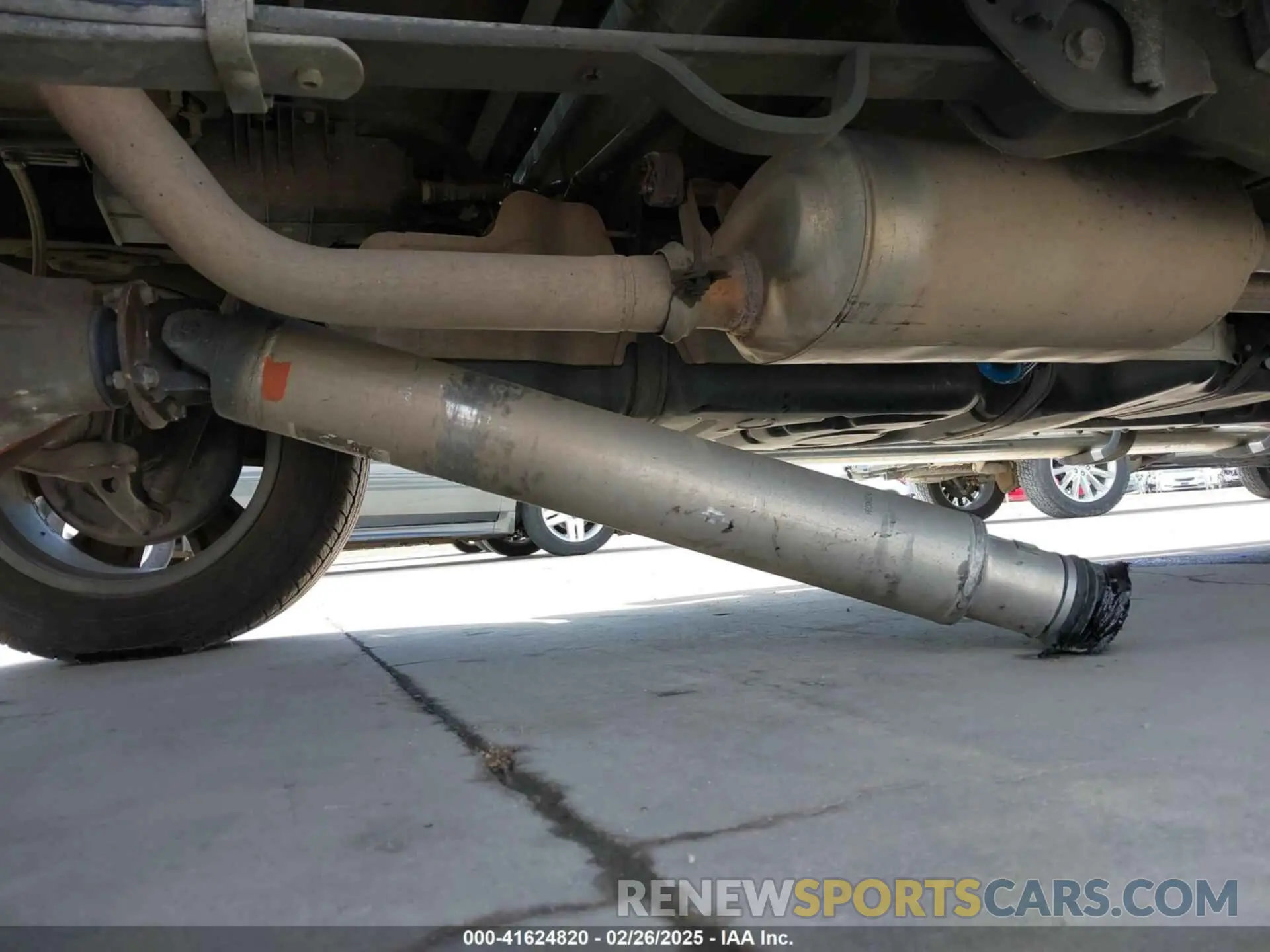 19 fotografías del automóvil dañado 5TFAY5F12LX889695 TOYOTA TUNDRA 2020