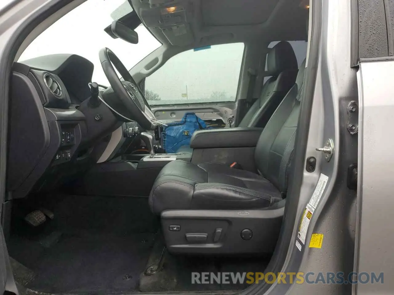 7 fotografías del automóvil dañado 5TFAY5F12LX925661 TOYOTA TUNDRA 2020