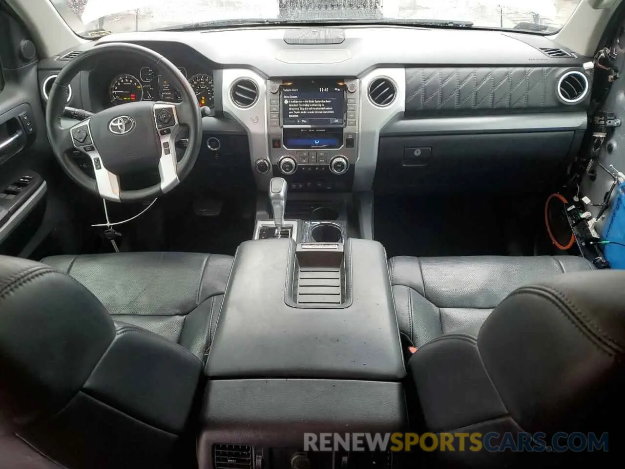 8 fotografías del automóvil dañado 5TFAY5F12LX925661 TOYOTA TUNDRA 2020