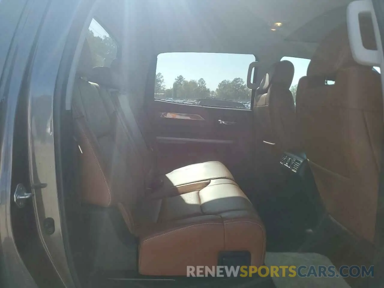 10 fotografías del automóvil dañado 5TFAY5F12LX941777 TOYOTA TUNDRA 2020