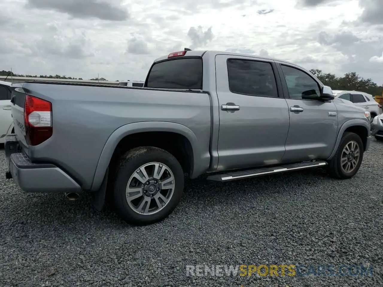 3 fotografías del automóvil dañado 5TFAY5F13LX933090 TOYOTA TUNDRA 2020