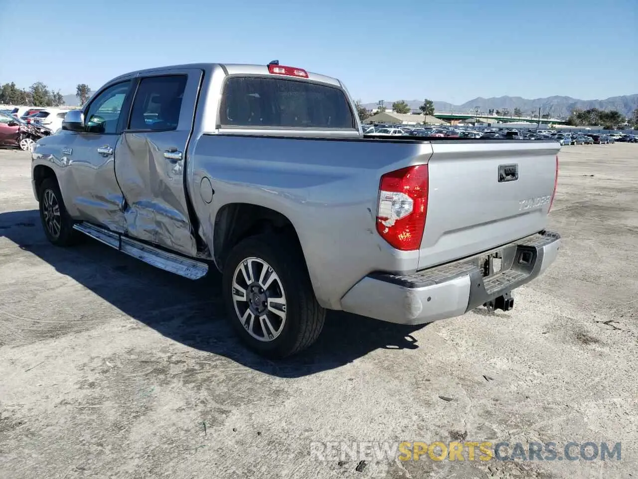3 fotografías del automóvil dañado 5TFAY5F15LX916761 TOYOTA TUNDRA 2020
