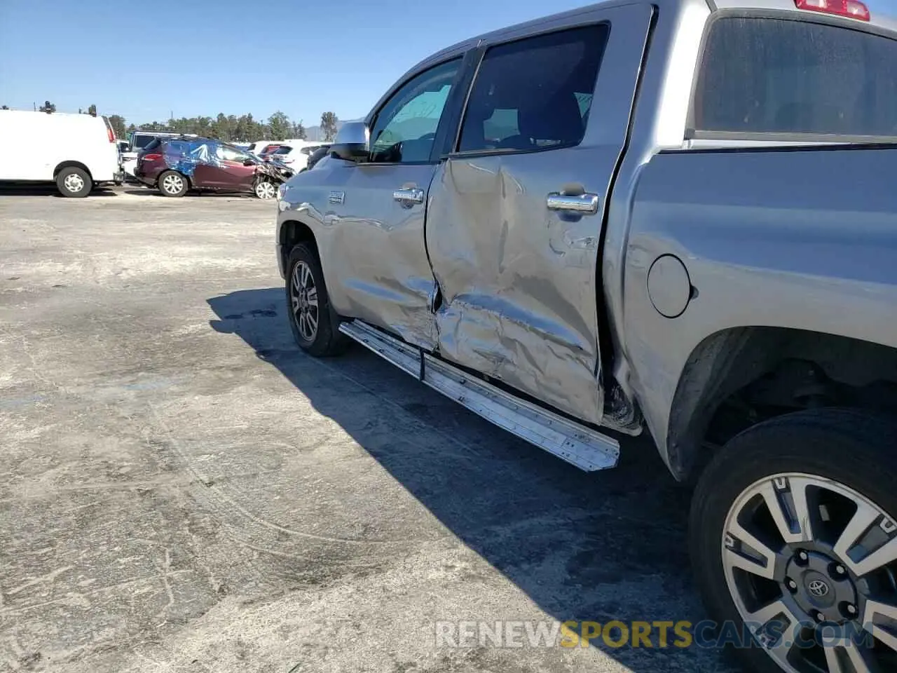 9 fotografías del automóvil dañado 5TFAY5F15LX916761 TOYOTA TUNDRA 2020