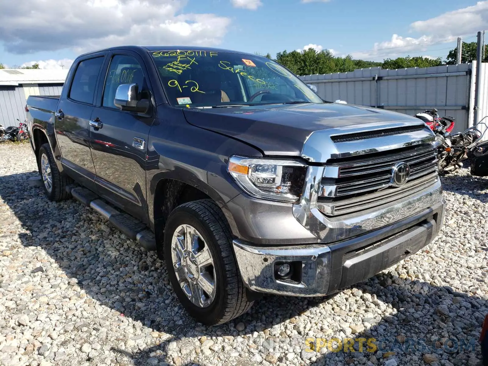 1 fotografías del automóvil dañado 5TFAY5F15LX917764 TOYOTA TUNDRA 2020