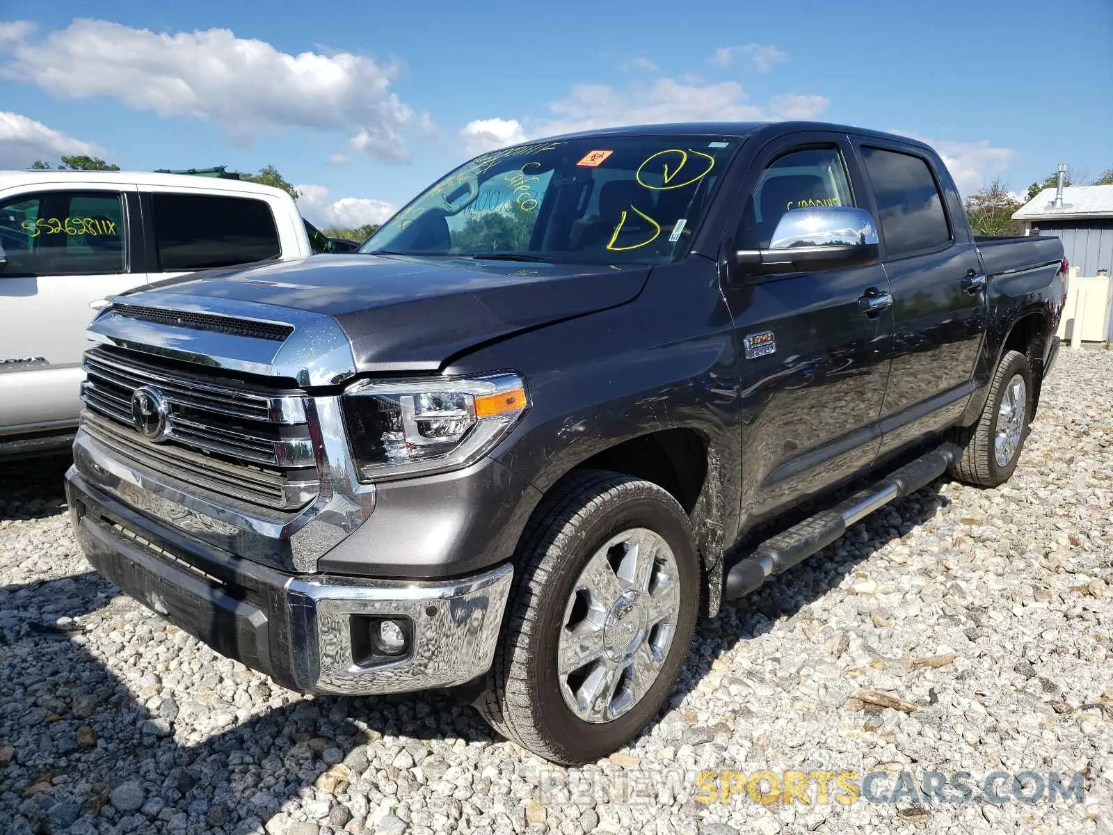 2 fotografías del automóvil dañado 5TFAY5F15LX917764 TOYOTA TUNDRA 2020
