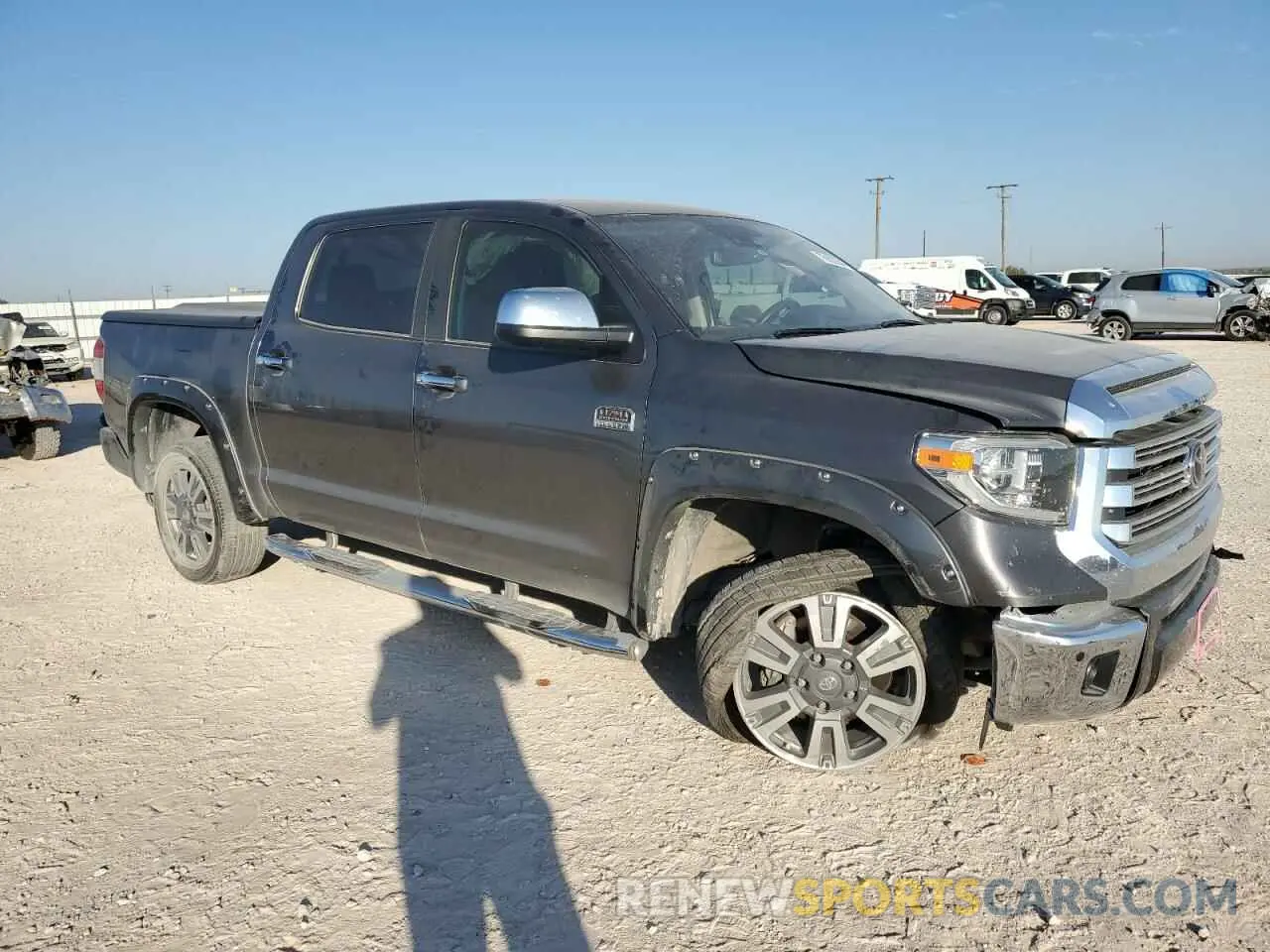 4 fotografías del automóvil dañado 5TFAY5F15LX947959 TOYOTA TUNDRA 2020