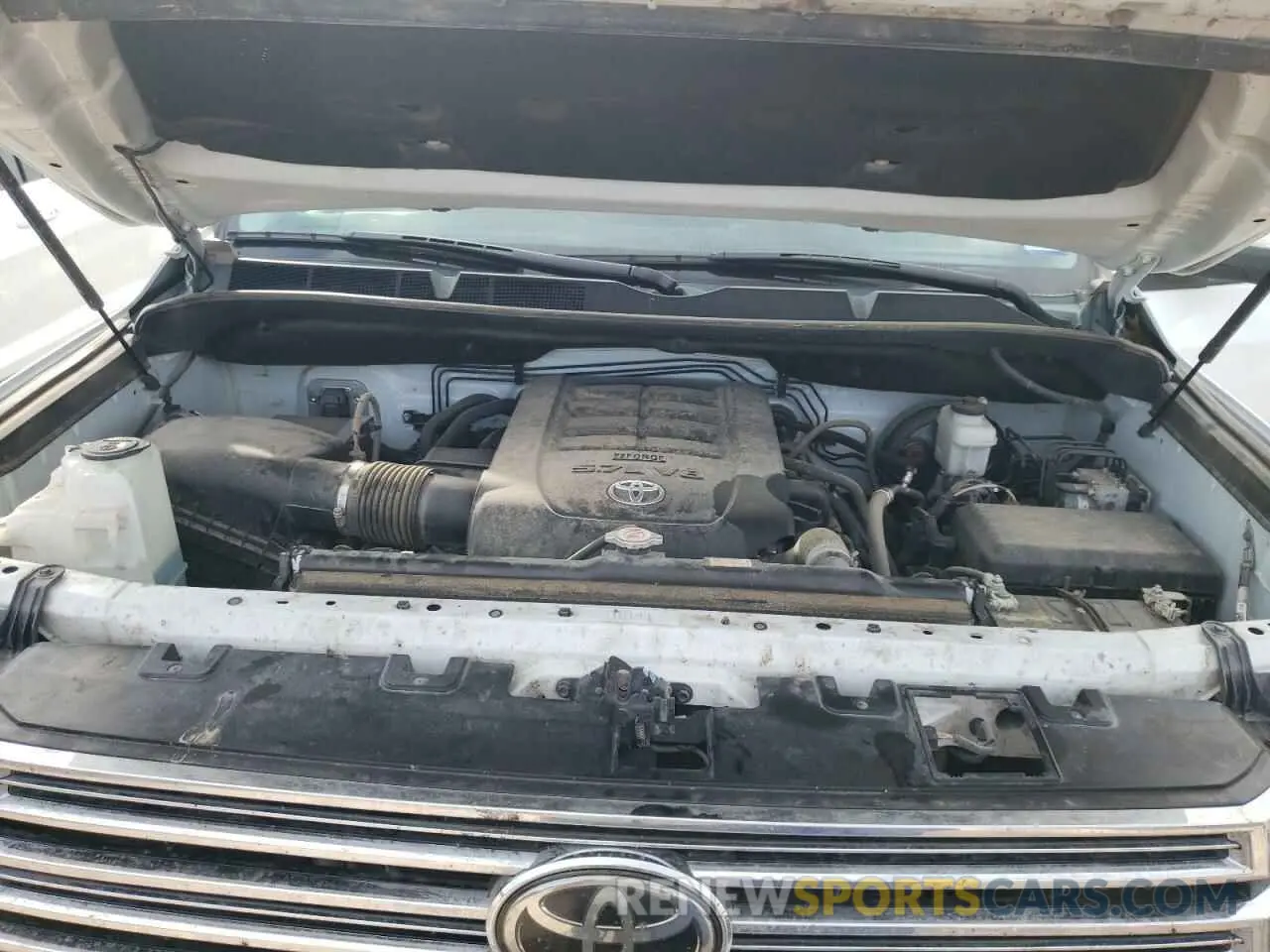 7 fotografías del automóvil dañado 5TFAY5F16LX925078 TOYOTA TUNDRA 2020