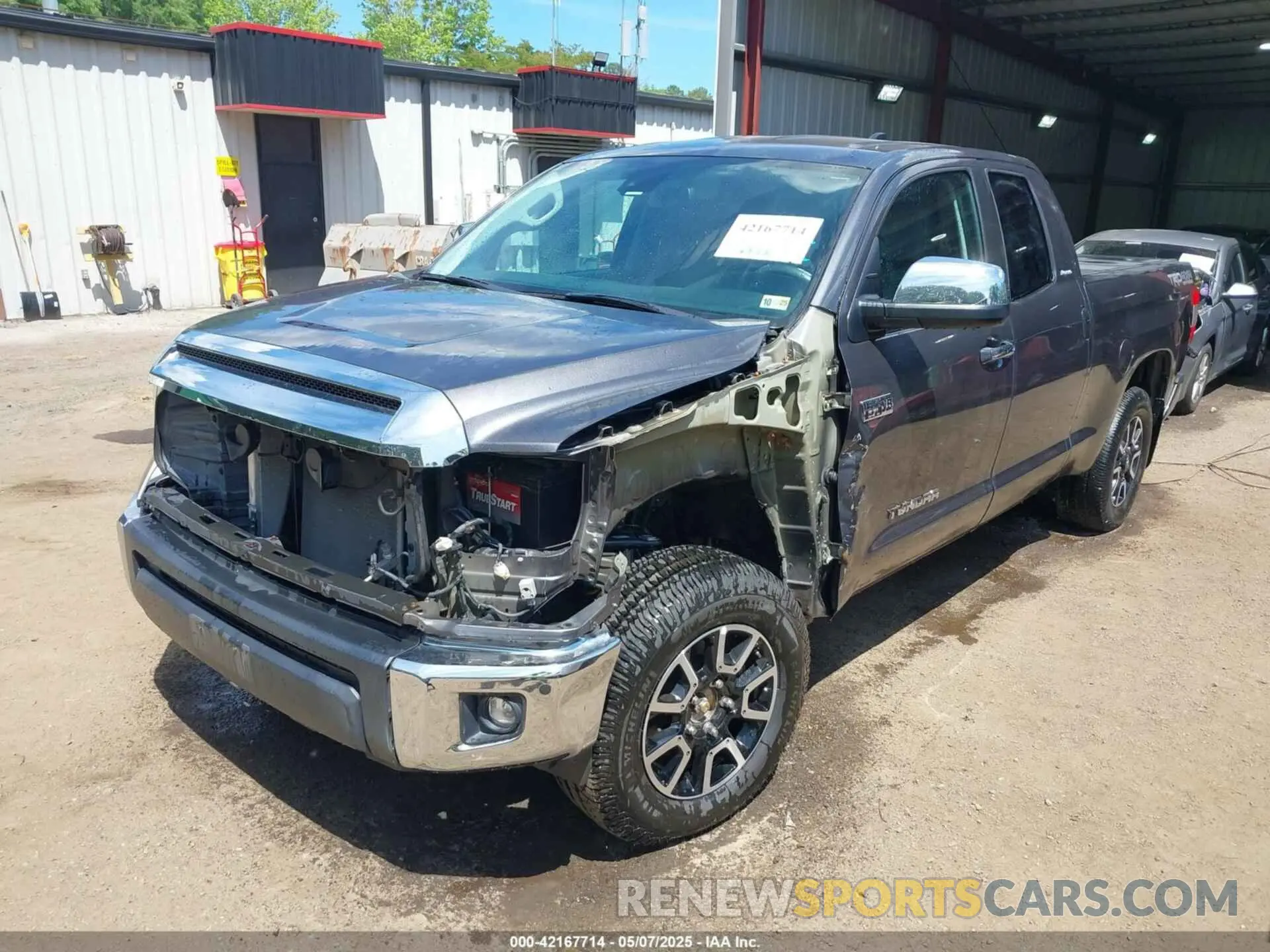 6 fotografías del automóvil dañado 5TFBY5F17LX889096 TOYOTA TUNDRA 2020
