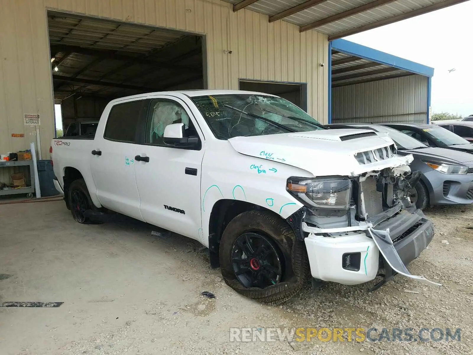 1 fotografías del automóvil dañado 5TFDY5F10LX904790 TOYOTA TUNDRA 2020
