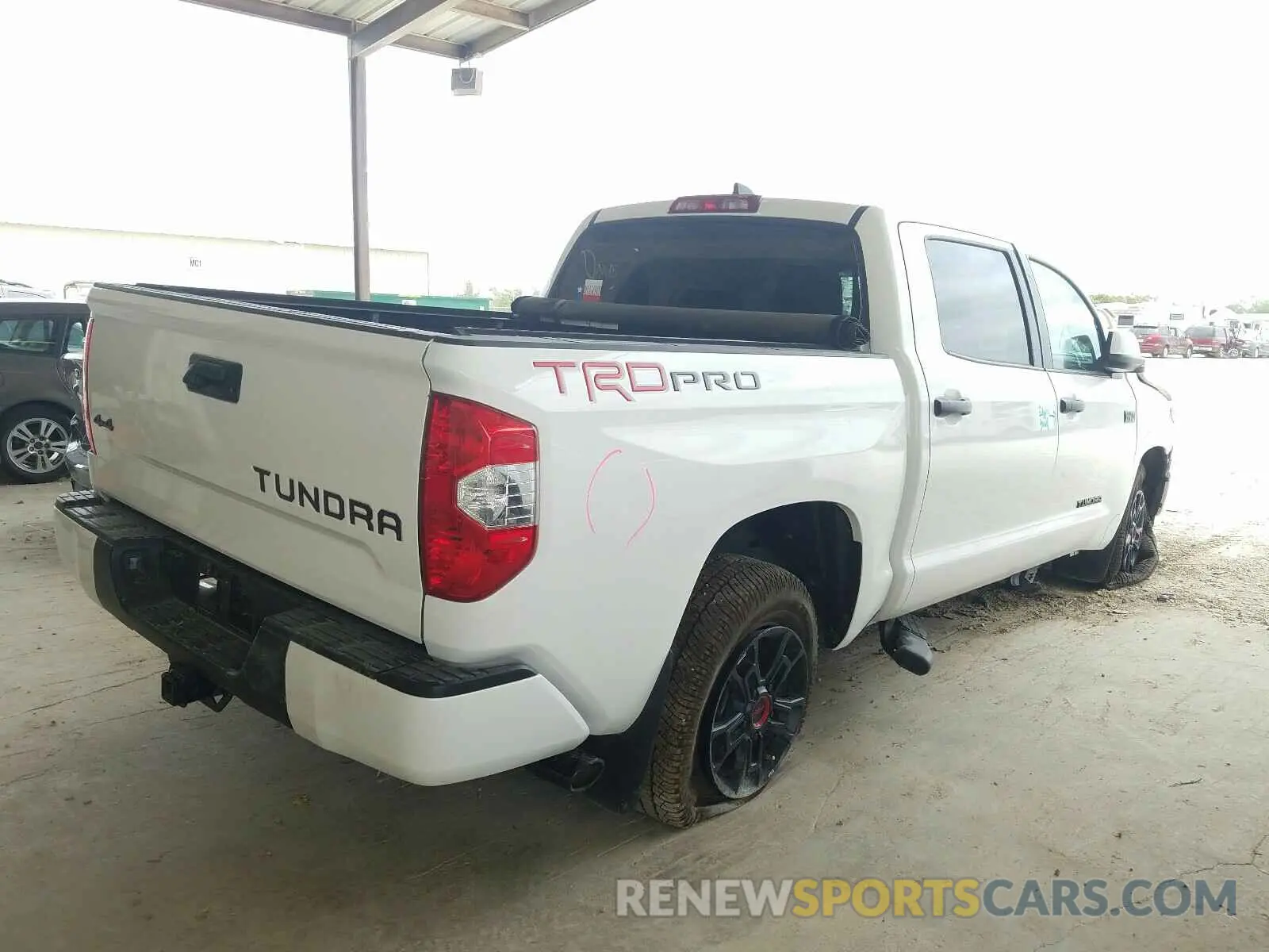 4 fotografías del automóvil dañado 5TFDY5F10LX904790 TOYOTA TUNDRA 2020