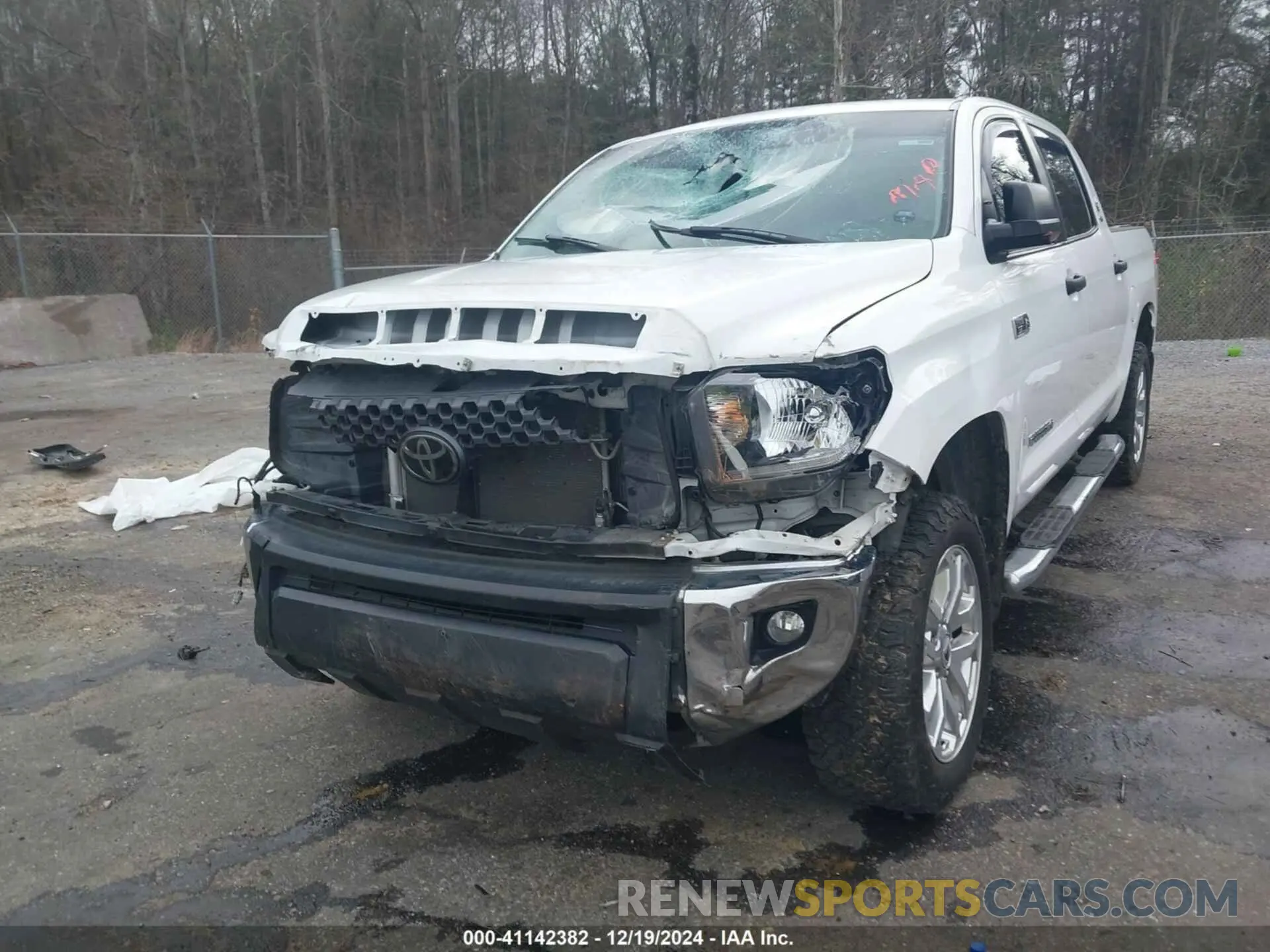 6 fotografías del automóvil dañado 5TFDY5F10LX905647 TOYOTA TUNDRA 2020