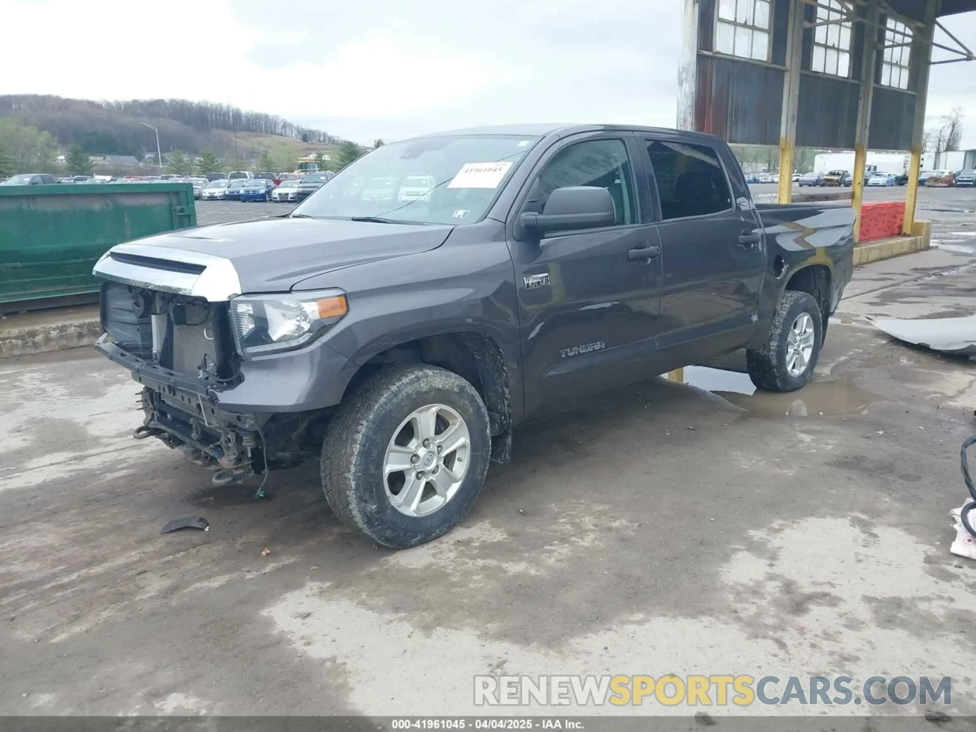 2 fotografías del automóvil dañado 5TFDY5F10LX941225 TOYOTA TUNDRA 2020