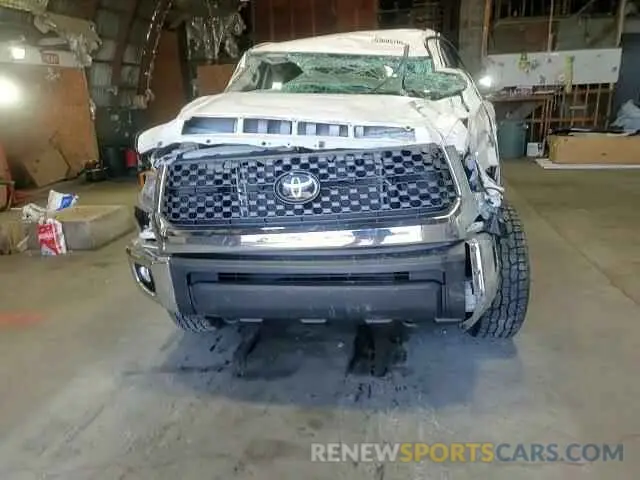 11 fotografías del automóvil dañado 5TFDY5F11LX897834 TOYOTA TUNDRA 2020
