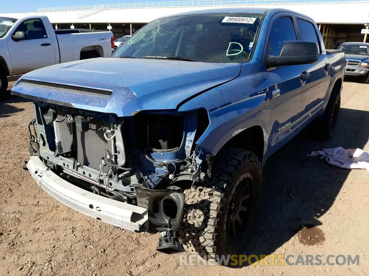2 fotografías del automóvil dañado 5TFDY5F12LX883540 TOYOTA TUNDRA 2020