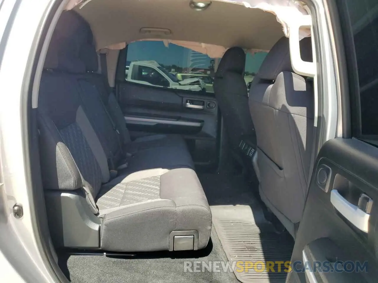 11 fotografías del automóvil dañado 5TFDY5F12LX942201 TOYOTA TUNDRA 2020