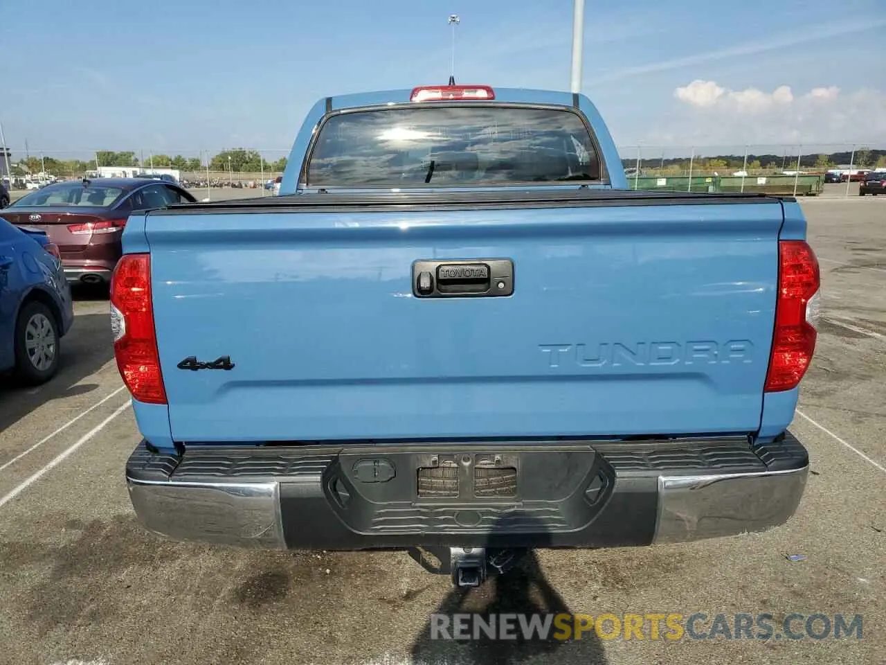6 fotografías del automóvil dañado 5TFDY5F12LX946555 TOYOTA TUNDRA 2020