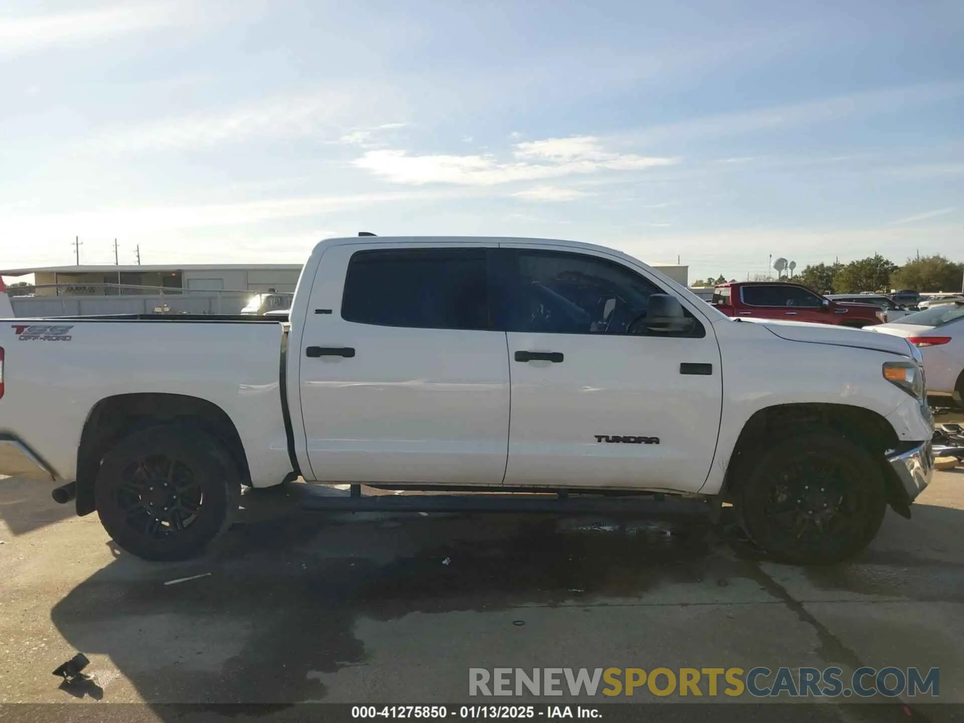 13 fotografías del automóvil dañado 5TFDY5F13LX880288 TOYOTA TUNDRA 2020