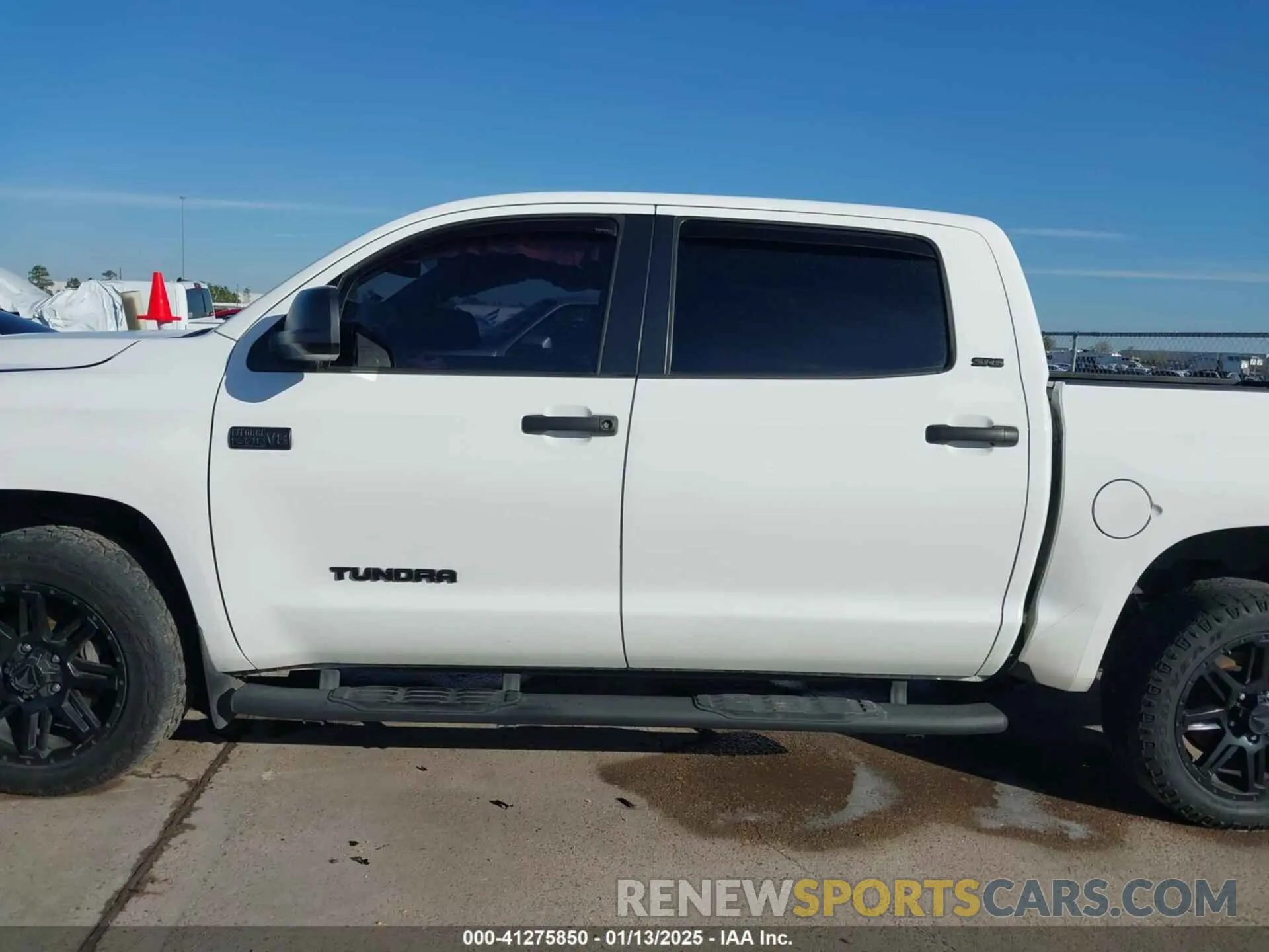 14 fotografías del automóvil dañado 5TFDY5F13LX880288 TOYOTA TUNDRA 2020