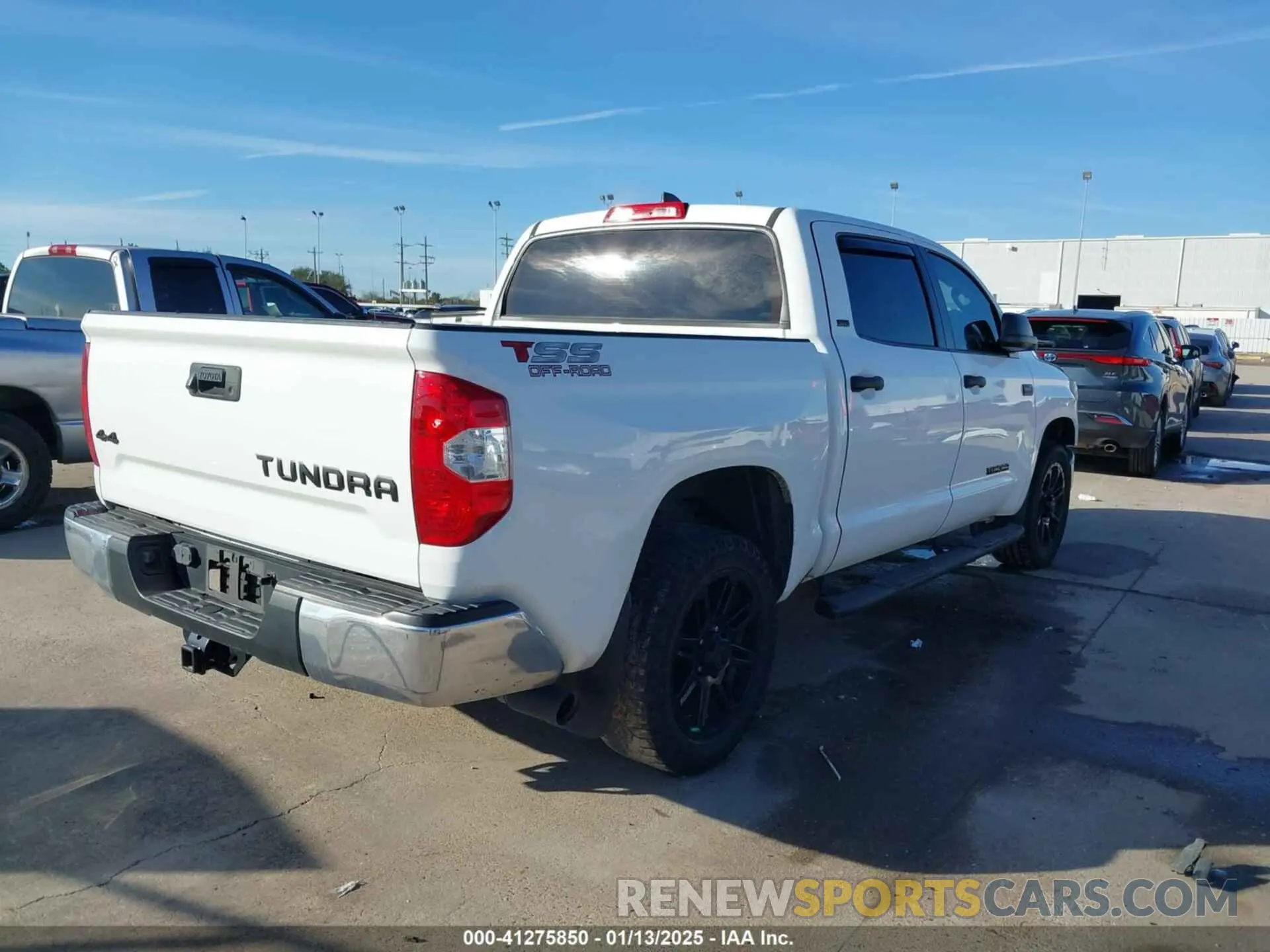 4 fotografías del automóvil dañado 5TFDY5F13LX880288 TOYOTA TUNDRA 2020