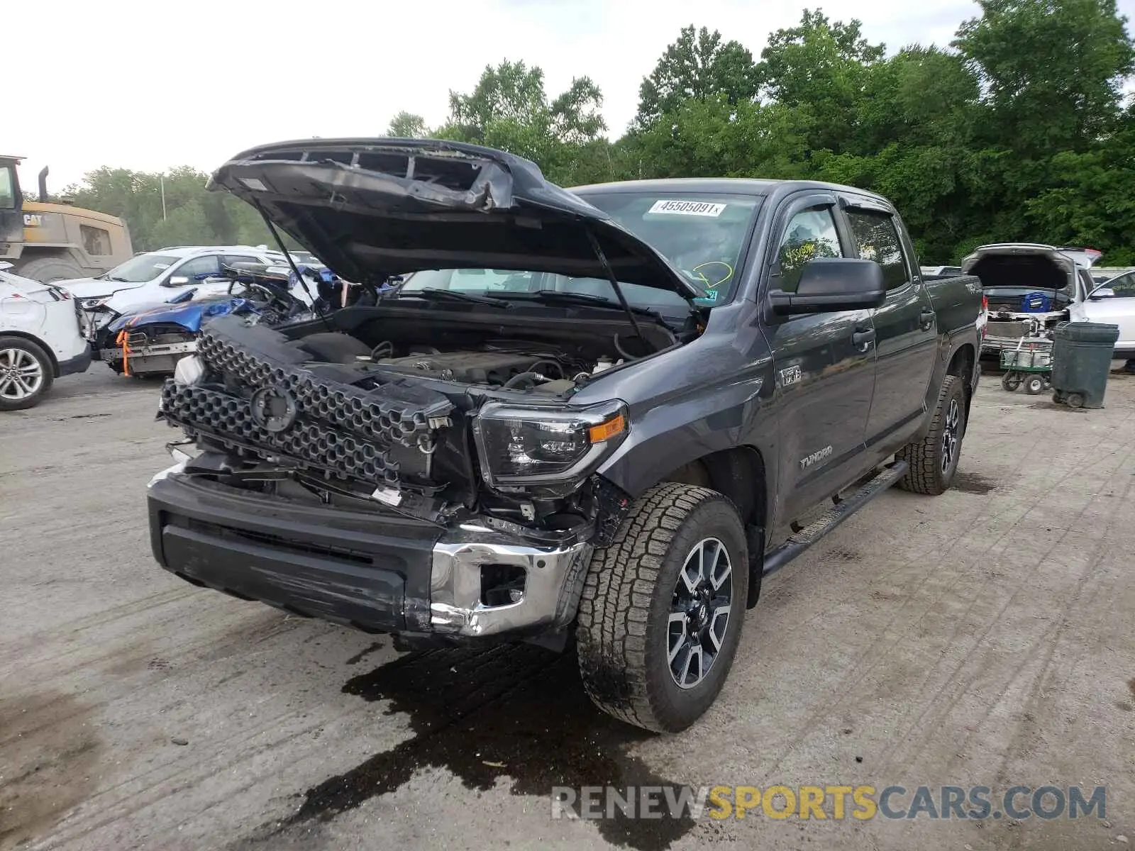 2 fotografías del automóvil dañado 5TFDY5F15LX880163 TOYOTA TUNDRA 2020
