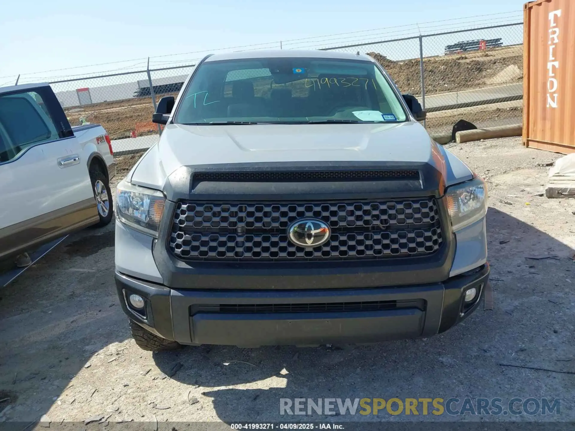 12 fotografías del automóvil dañado 5TFDY5F15LX926882 TOYOTA TUNDRA 2020
