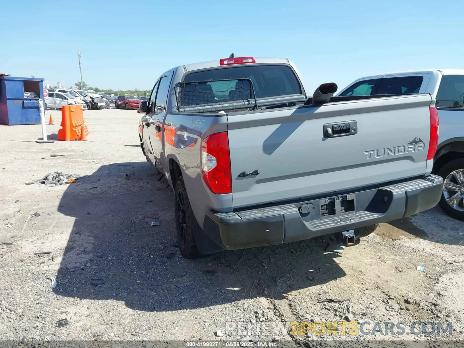 3 fotografías del automóvil dañado 5TFDY5F15LX926882 TOYOTA TUNDRA 2020